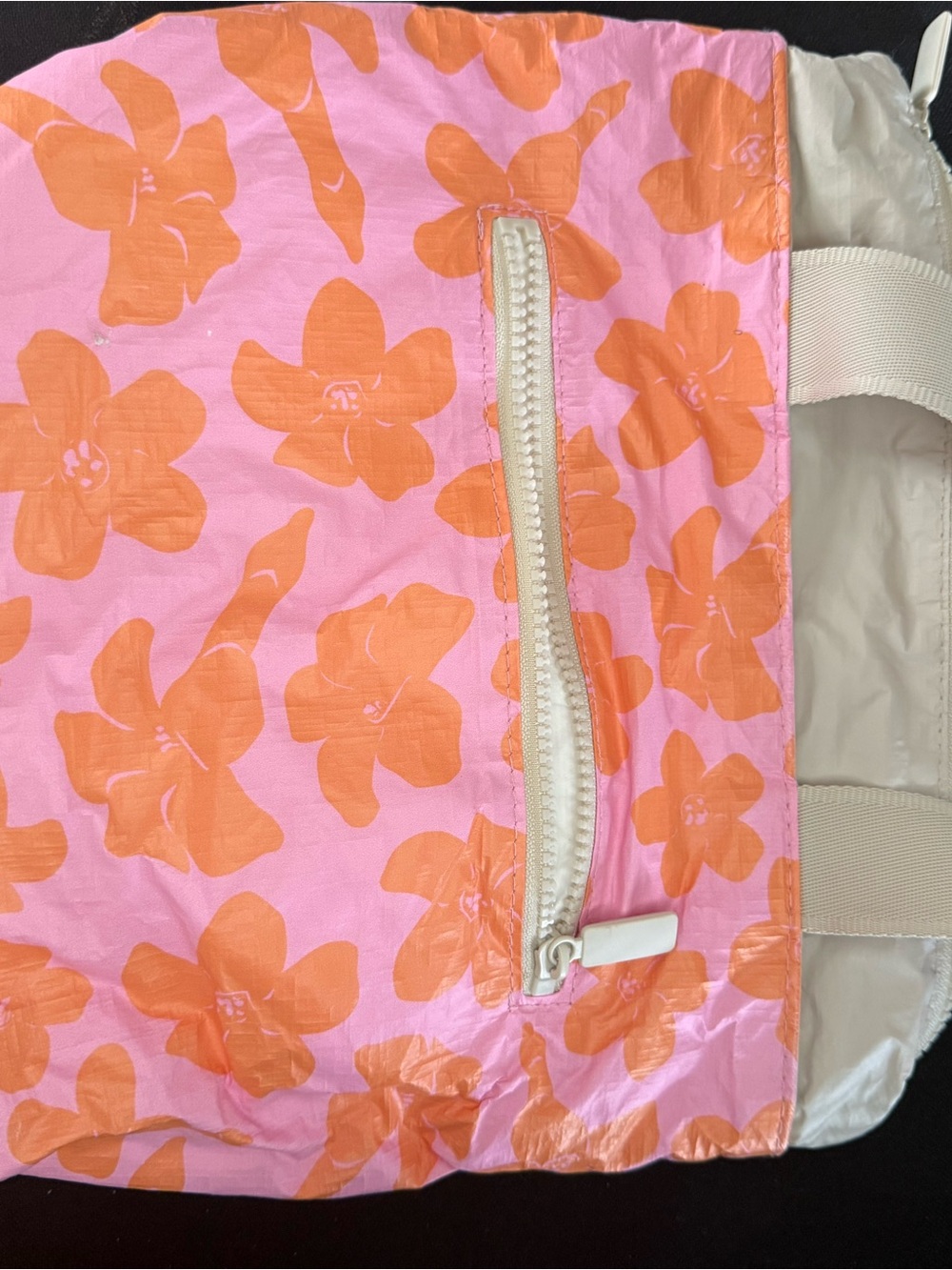 aloha collection puakenikeni buds mini tripper tote pink orange - Picture 5 of 6